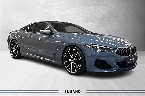 BMW M850i 3 of 5
