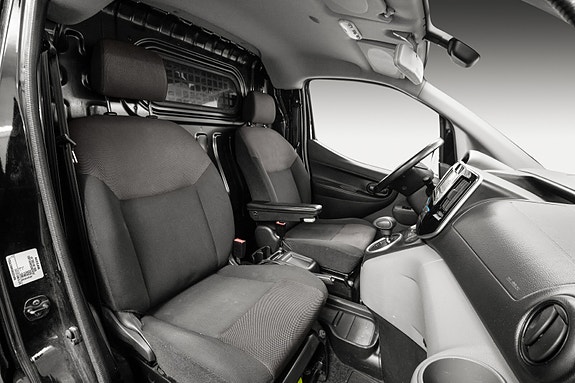 Nissan e-NV200 14 of 30