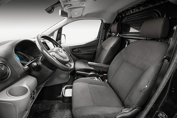 Nissan e-NV200 13 of 30