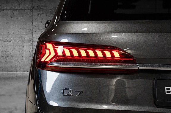 Audi Q7 13 of 30