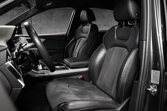 Audi Q7 17 of 30