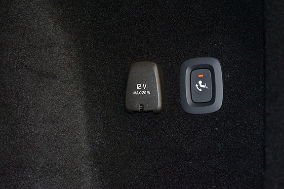 Volvo V60 12 of 30