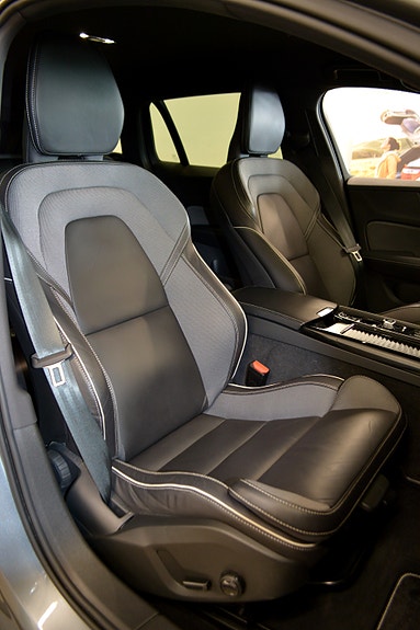 Volvo V60 14 of 30
