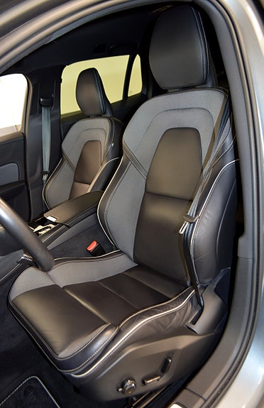 Volvo V60 13 of 30
