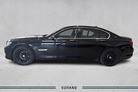 BMW 730d 2 of 21