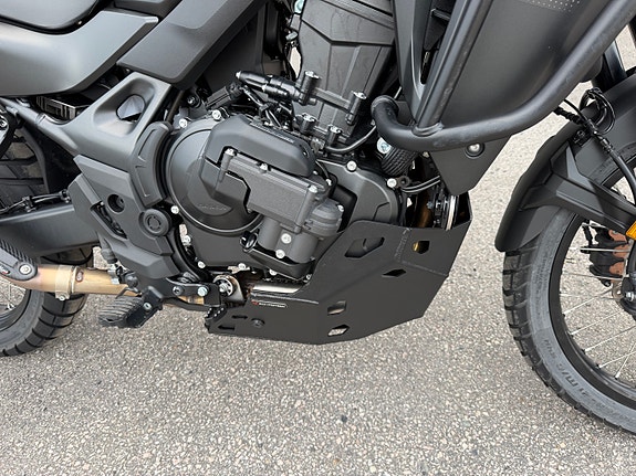 Honda XL 750 Transalp E-Clutch 11 of 16