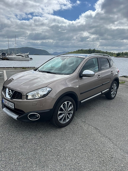 Nissan Qashqai 2 of 5