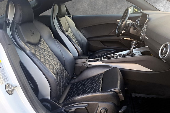 Audi TT 16 of 27