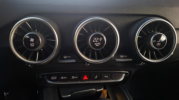 Audi TT 19 of 27