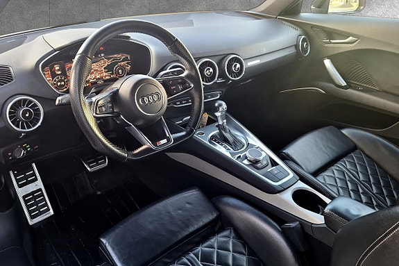 Audi TT 13 of 27