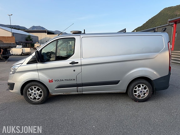 Ford Transit Custom 2 of 5