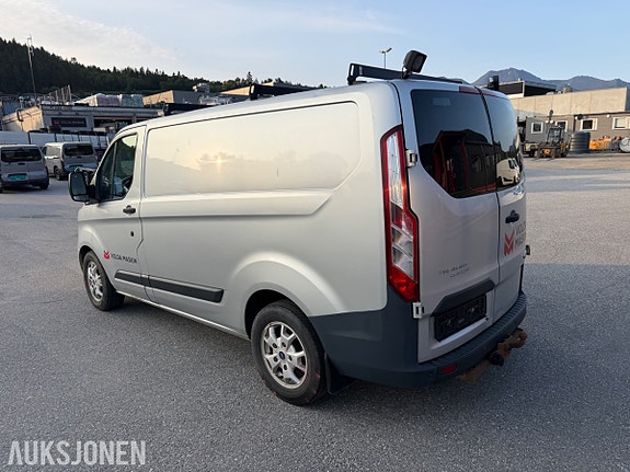 Ford Transit Custom 3 of 5