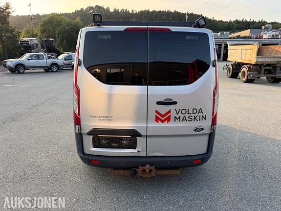 Ford Transit Custom 4 of 5