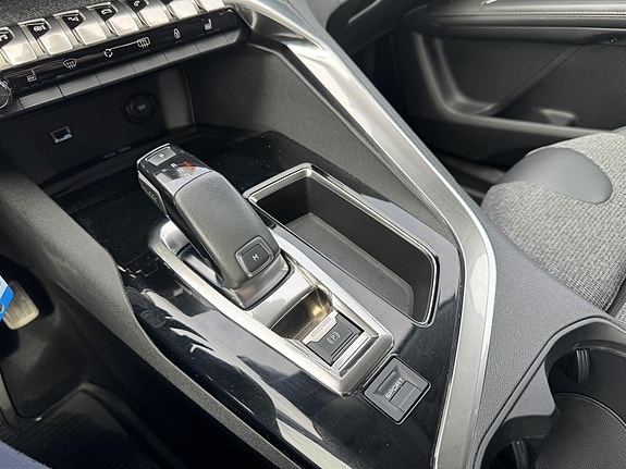 Peugeot 5008 21 of 30