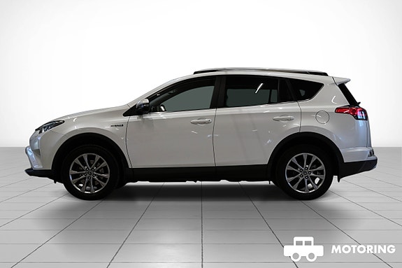 Toyota RAV4 2 of 30