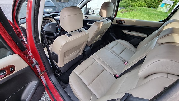 Peugeot 307 3 of 14