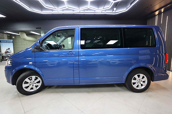 Volkswagen Caravelle 5 of 5