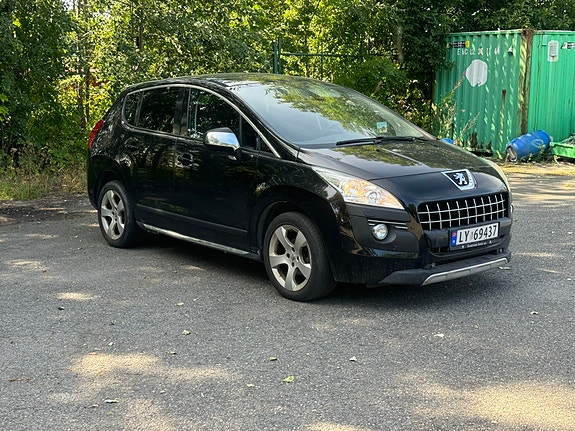 Peugeot 3008 2 of 5