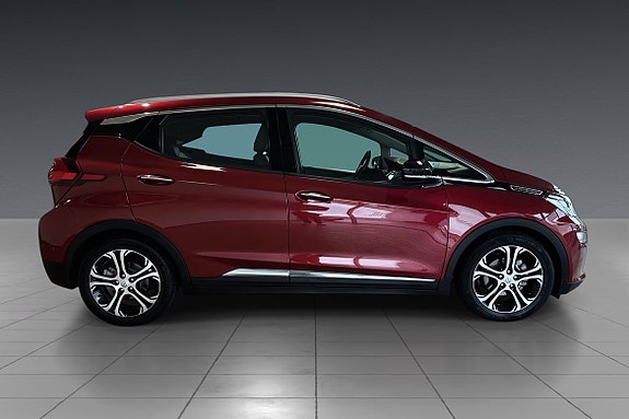 Opel Ampera-e 4 of 5