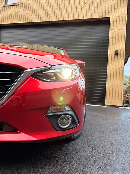Mazda 3 8 of 30
