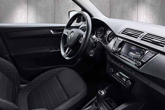 Skoda Fabia 13 of 25