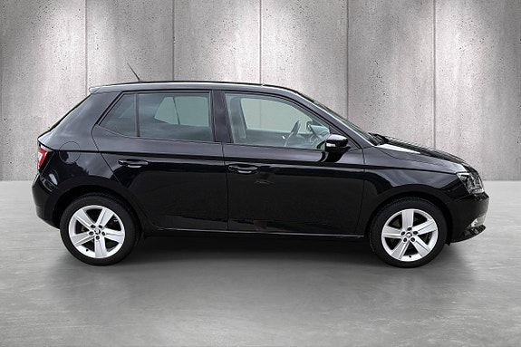 Skoda Fabia 8 of 25