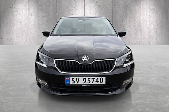 Skoda Fabia 2 of 25