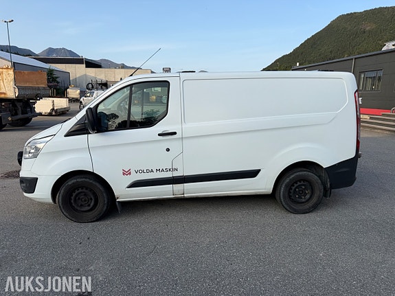 Ford Transit Custom 2 of 30