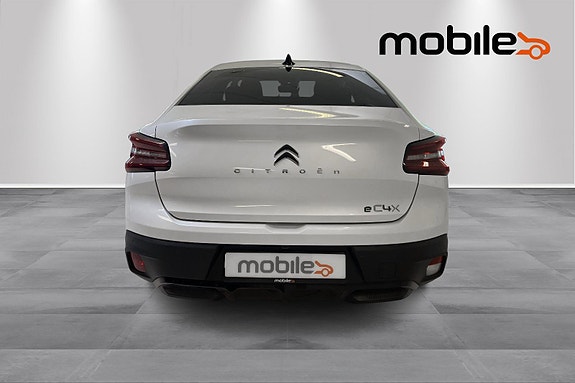 Citroen E-C4 X 4 of 5