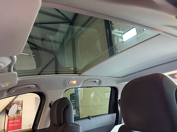 Peugeot 5008 17 of 17
