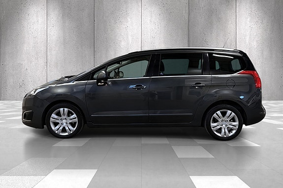 Peugeot 5008 2 of 17