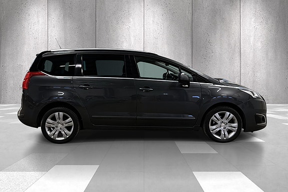 Peugeot 5008 6 of 17