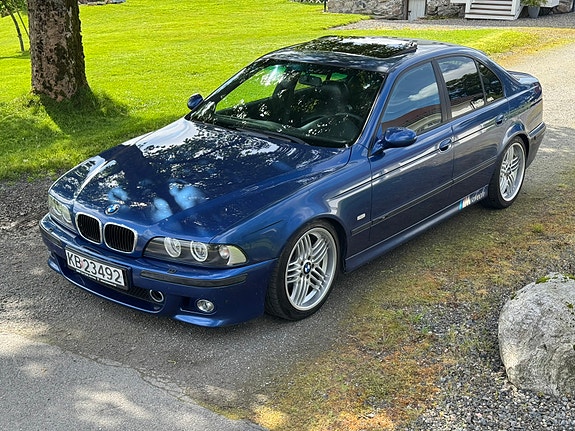 BMW 528i 15 of 30