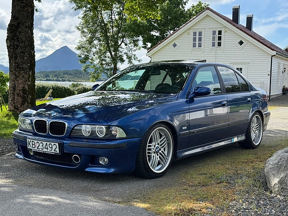 BMW 528i 16 of 30