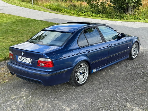 BMW 528i 24 of 30