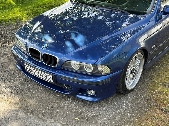 BMW 528i 14 of 30