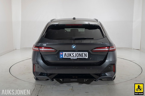 BMW i5 5 of 5