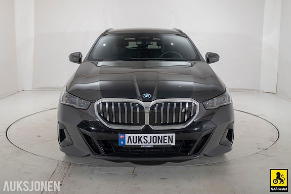 BMW i5 2 of 5