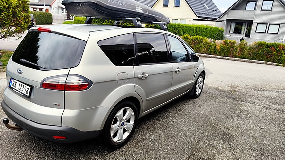 Ford S-MAX 5 of 5