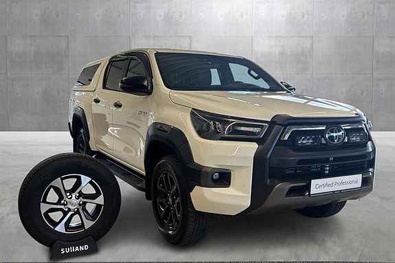 Toyota HiLux 20 of 24