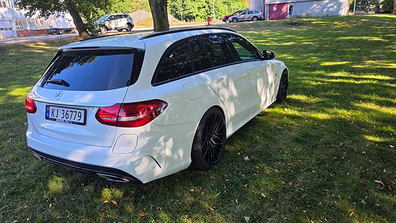 Mercedes-Benz C350 e 6 of 29