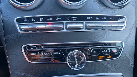 Mercedes-Benz C350 e 19 of 29