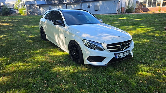 Mercedes-Benz C350 e 4 of 29