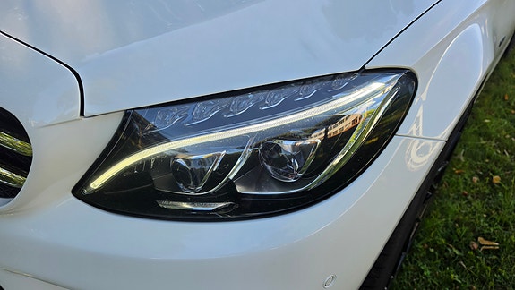 Mercedes-Benz C350 e 14 of 29