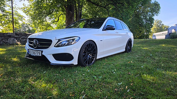 Mercedes-Benz C350 e 2 of 29