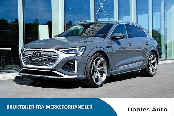 Audi SQ8 e-tron 4 of 5