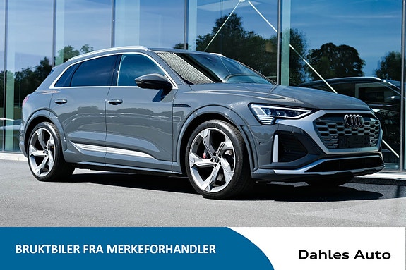 Audi SQ8 e-tron 2 of 5