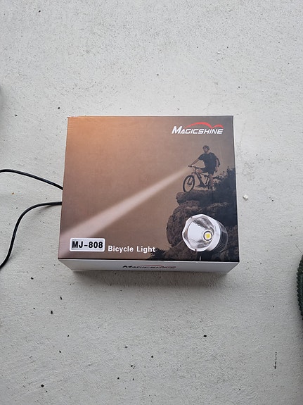 Product image 2 of 8