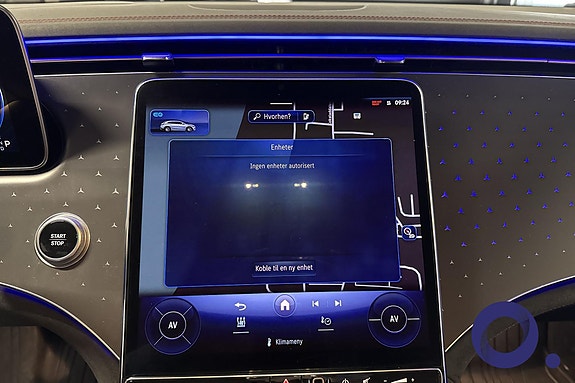 Mercedes-Benz EQE SUV 19 of 21