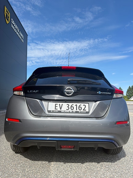 Nissan Leaf 5 of 5